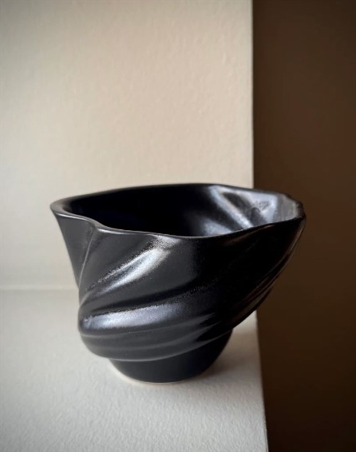 STUDIO AARHUS SVANEKOPPEN SORT